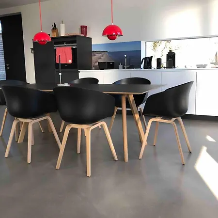 Haus Charly Exklusives Architektenhaus Holzbauweise Fehmarn, Strandnah Casa de Férias *