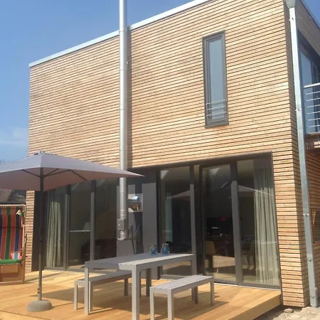 Haus Charly Exklusives Architektenhaus Holzbauweise Fehmarn, Strandnah